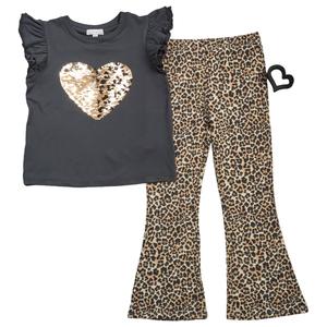Girls(4-6x) BTween(R) Leopard Flip Sequin Heart Top w/ Leggings alternate view