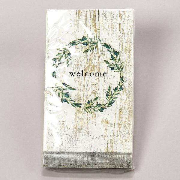 Welcome Guest Wreath Dinner Napkins - 16 Count