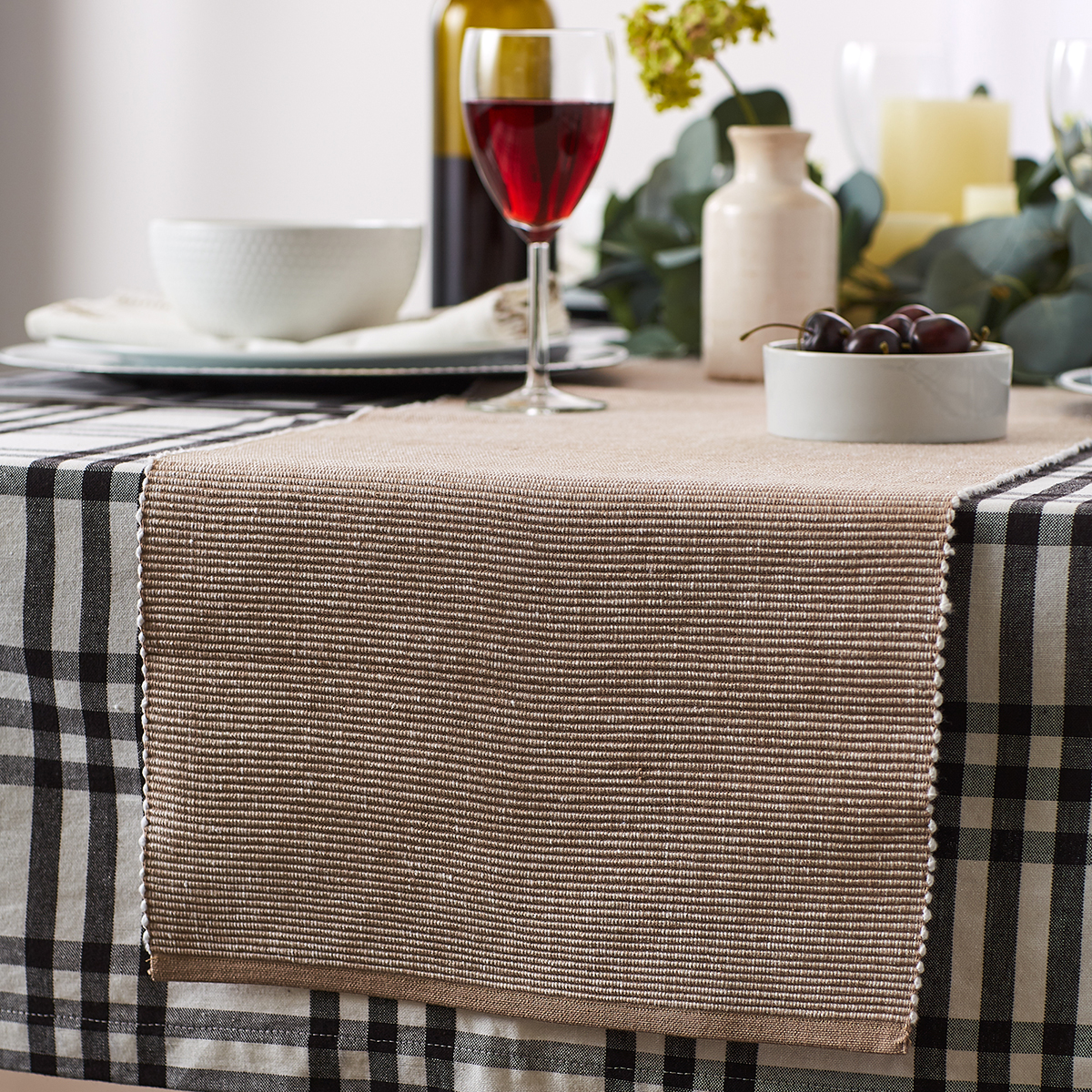 DII(R) Design Imports 2-Tone Ribbed Table Runner