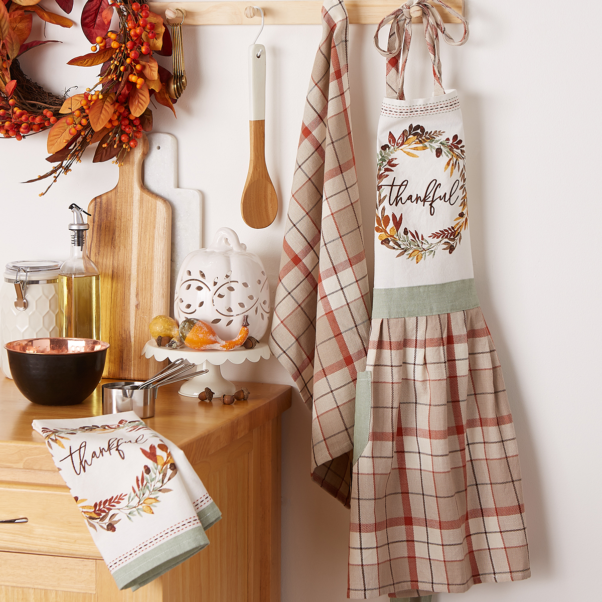DII(R) Thankful Autumn Apron And Kitchen Towel Set Of 3