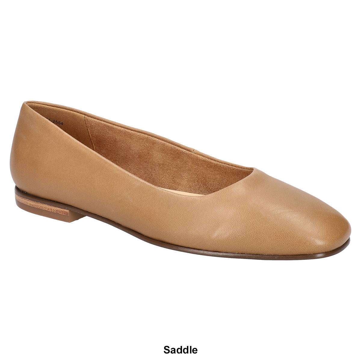 Womens Bella Vita Kimiko Leather Square Toe Flats