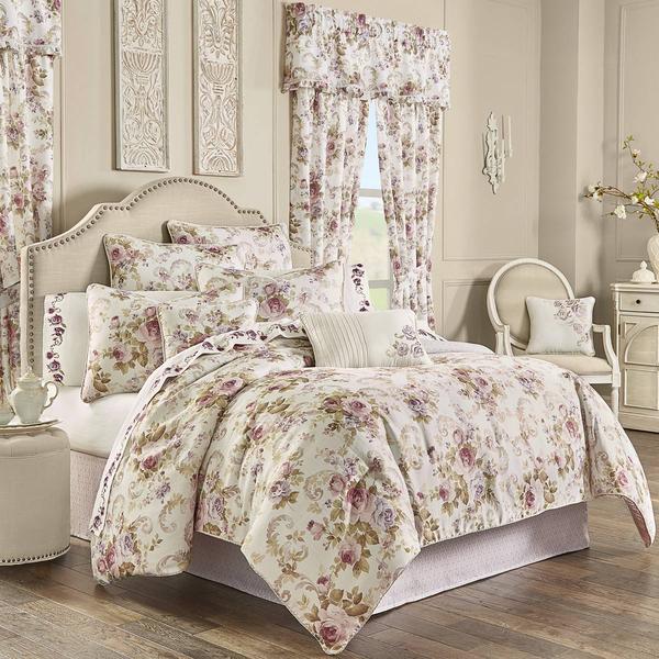 J. Queen Royal Court Chambord 4pc. Reversible Comforter Set