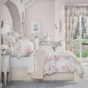Royal Court Chardonnay Full/Queen Comforter Set
