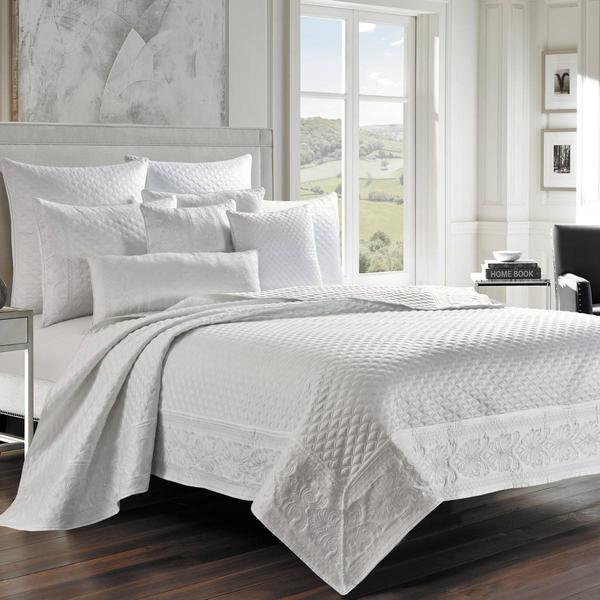 J. Queen New York Lyndon Bedding Collection