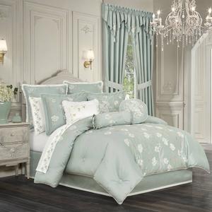 Royal Court Spring Garden 4pc. Full/Queen Comforter Set