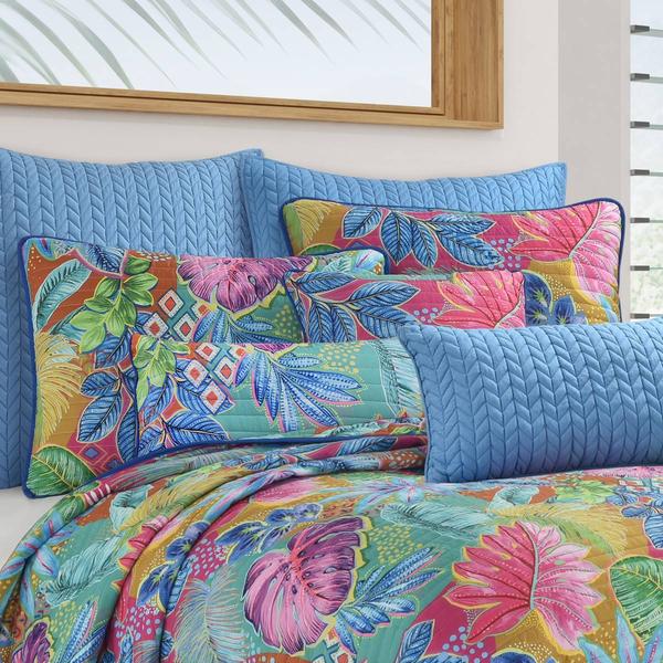 J. Queen New York Hanalei 3pc. Quilt Set alternate view