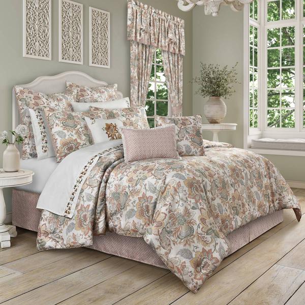 Royal Court Janessa 4pc. Reversible Comforter Set