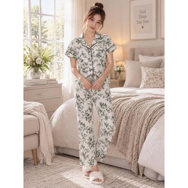 Womens Laura Ashley(R) Short Sleeve Dream Knit Pajama Set