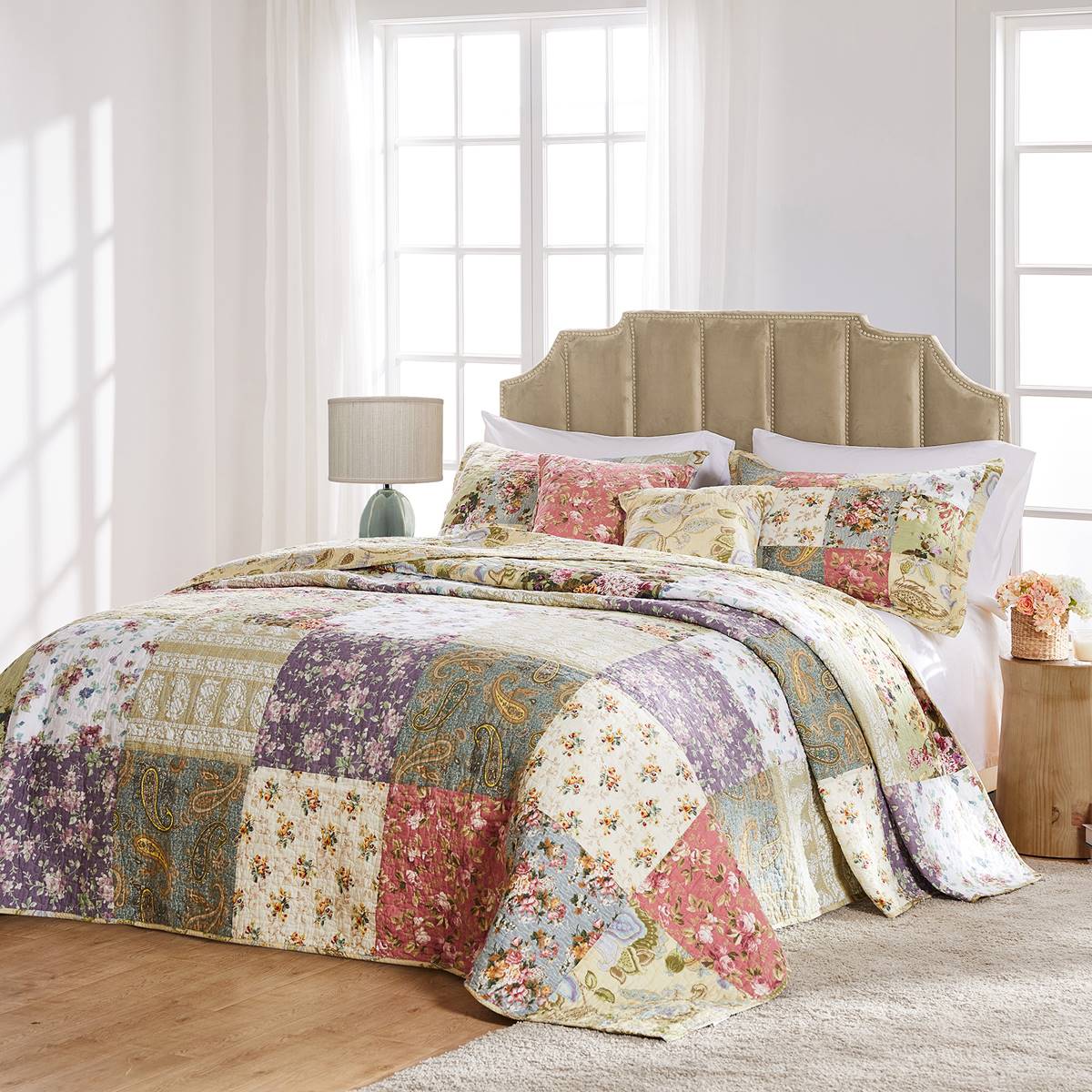 Greenland Home Fashions(tm) Blooming Prairie Patchwork Bedspread Set