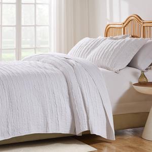 Greenland Home Fashions(tm) Ruffled Frayed Edge 3pc. Quilt Set alternate view