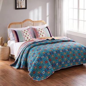 Greenland Home Fashions(tm) Thalia Velvet 5pc. Quilt Set w/ Pillows alternate view