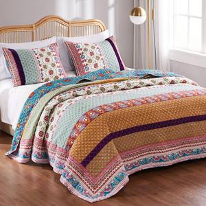 Greenland Home Fashions(tm) Thalia Velvet Embellished 3pc. Quilt Set