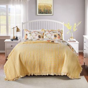 Greenland Home Fashions(tm) Somerset Ruffle-Embellished Quilt Set alternate view