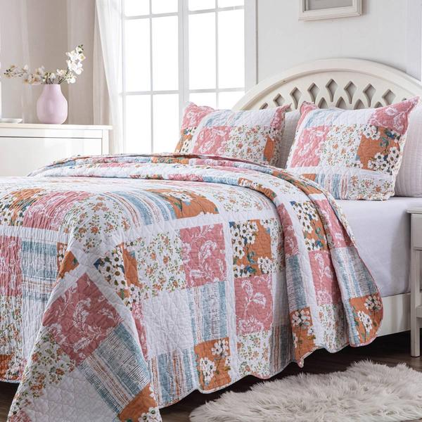 Greenland Home Fashions(tm) Everly Shabby Chic Reversible Quilt Set