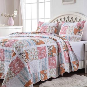 Greenland Home Fashions(tm) Everly Shabby Chic Reversible Quilt Set