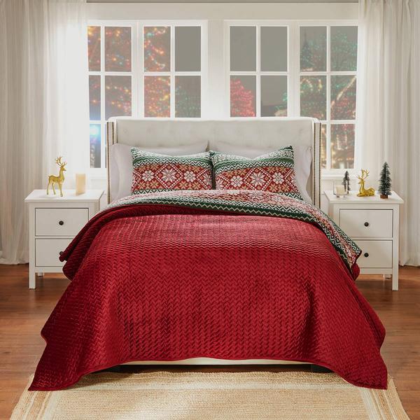 Greenland Home Fashions(tm) Fair Isle 3pc. Quilt Set alternate view