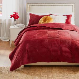 Greenland Home Fashions(tm) Riviera Velvet Modern 3pc. Quilt Set