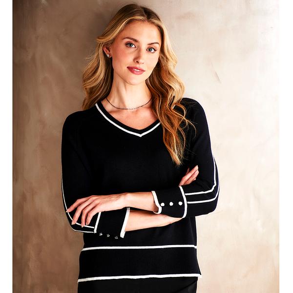 Womens Retrology 3/4 Sleeve V-Neck Tipped Sweater alternate view