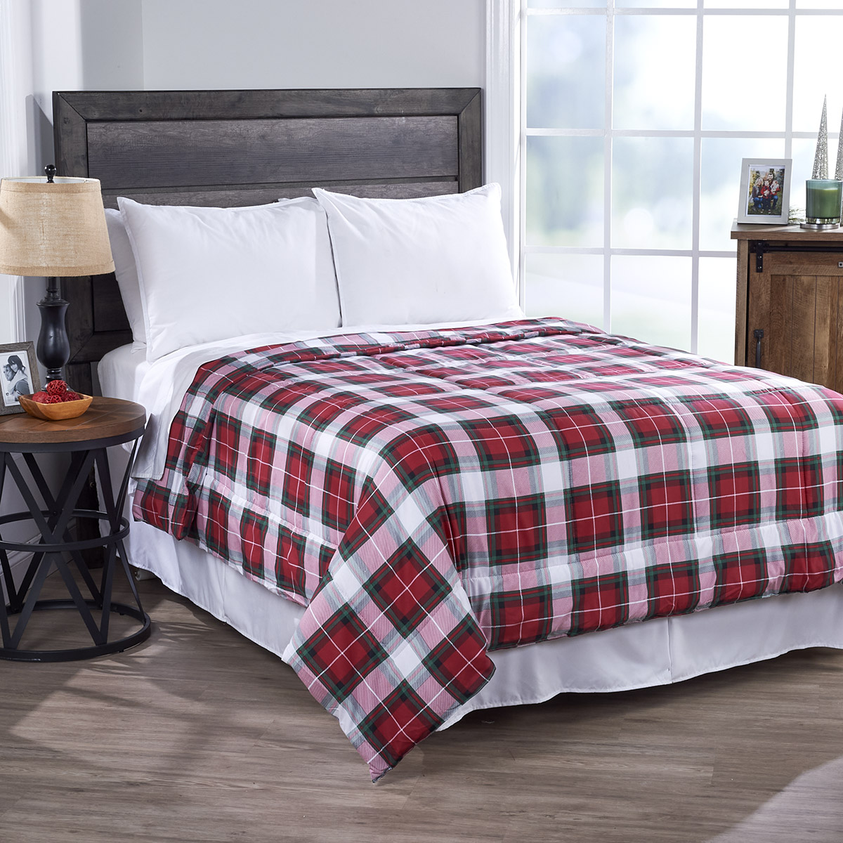 Royal Heritage Tartain Plaid Down Alternative ReversibleComforter