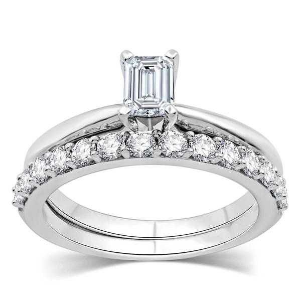Nova Star(R) 1ctw. Lab Grown Diamond Emerald Bridal Set