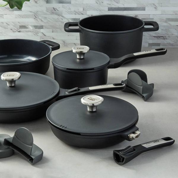 BergHOFF Leo Phantom 8pc. Nonstick Ceramic Cookware Set with Lids alternate view