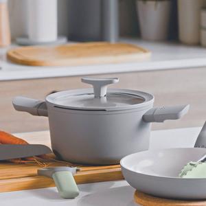 BergHOFF Leo Balance 5.8qt. Non-stick Ceramic Stockpot alternate view