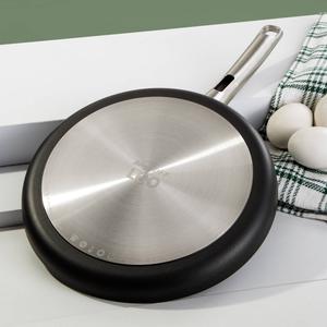 BergHOFF Leo Graphite Non-stick 10in. Ceramic Omelet Pan alternate view