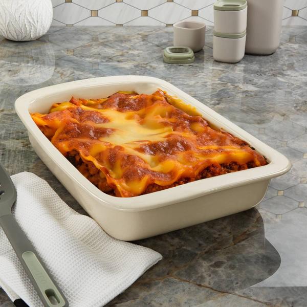 BergHOFF Leo Balance 4.4qt. Stone Baking Dish alternate view