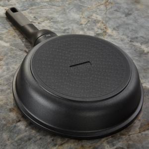 BergHOFF Leo Stone+ 2pc. Nonstick Ceramic Frying Pan Set alternate view