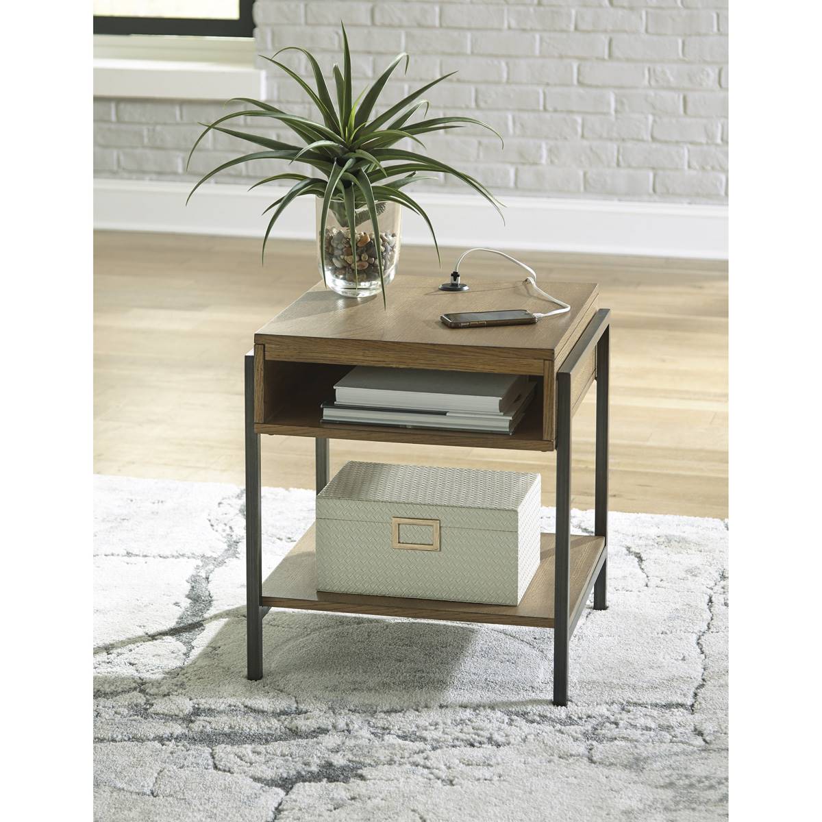 Signature Design By Ashley Fridley End Table