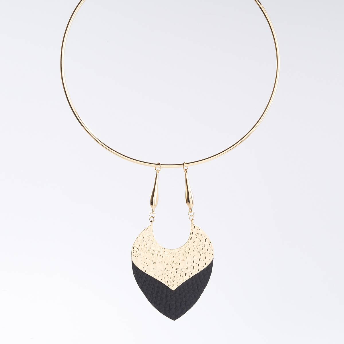 Ashley Cooper(tm) Hammered Textured Pendant Collar Necklace