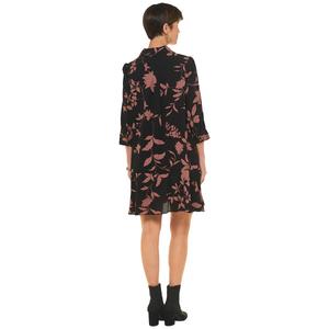 Petite Robbie Bee 3/4 Sleeve Leaf Ruffle Hem Shift Dress alternate view