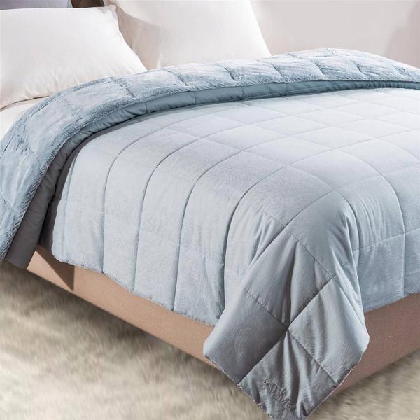 Wesley Mancini Cozy Reversible Jacquard Blanket alternate view