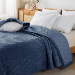 Feather & Loom Reversible Mini Honeycomb Down Alternative Blanket alternate view