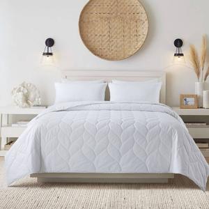 Waverly Antimicrobial Down Alternative Blanket alternate view