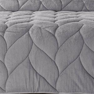 Waverly Cozy Down Alternative Comforter
