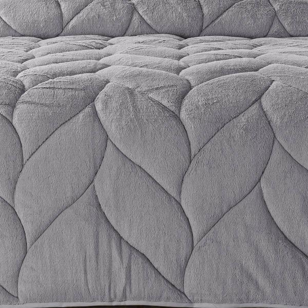 Waverly Cozy Down Alternative Comforter