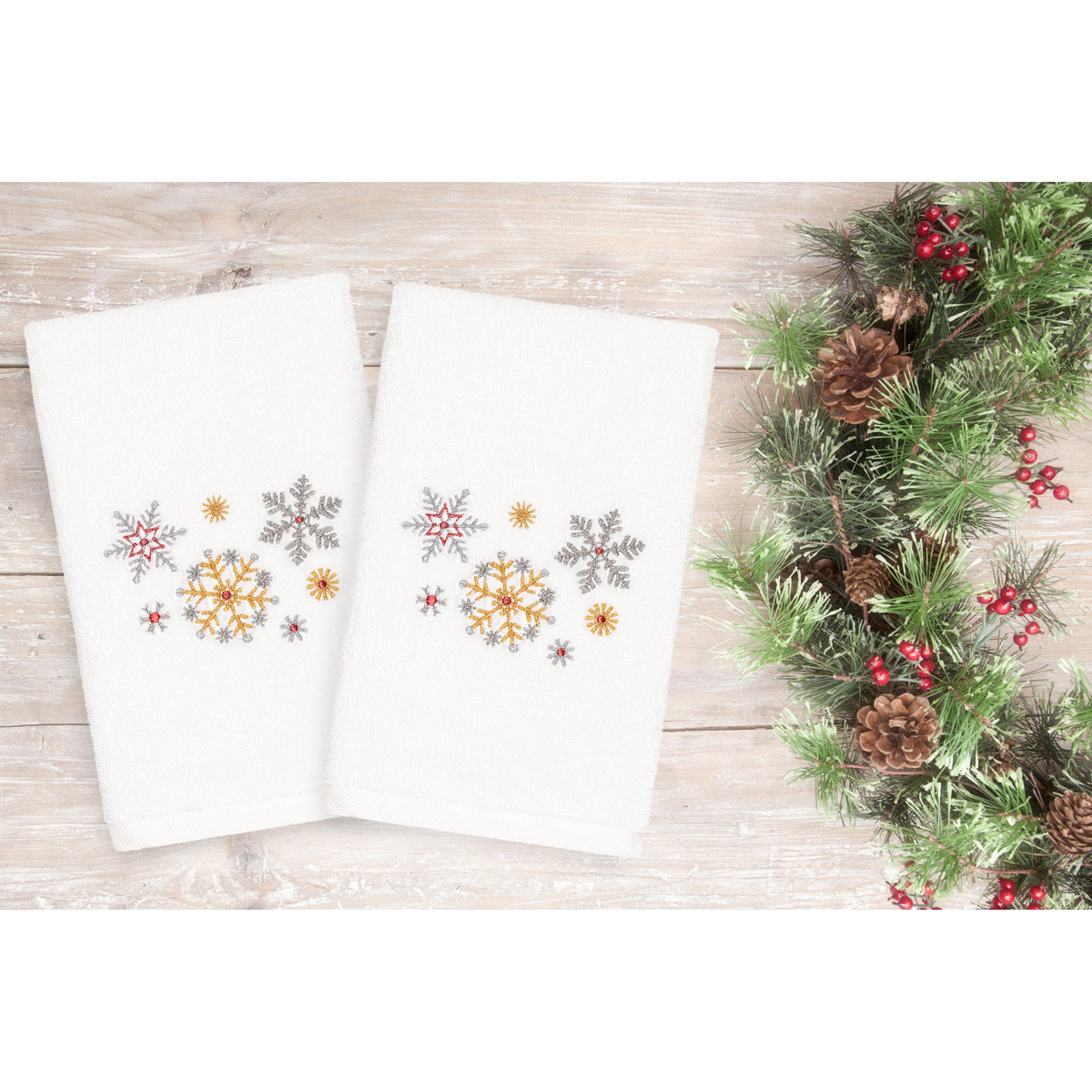 Linum Home Textiles Christmas Snowfall Hand Towel - Set Of 2