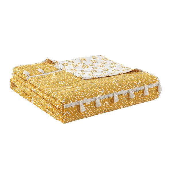 Design Studio Pasadena Medallion Quilt 3pc. Bedding Set alternate view