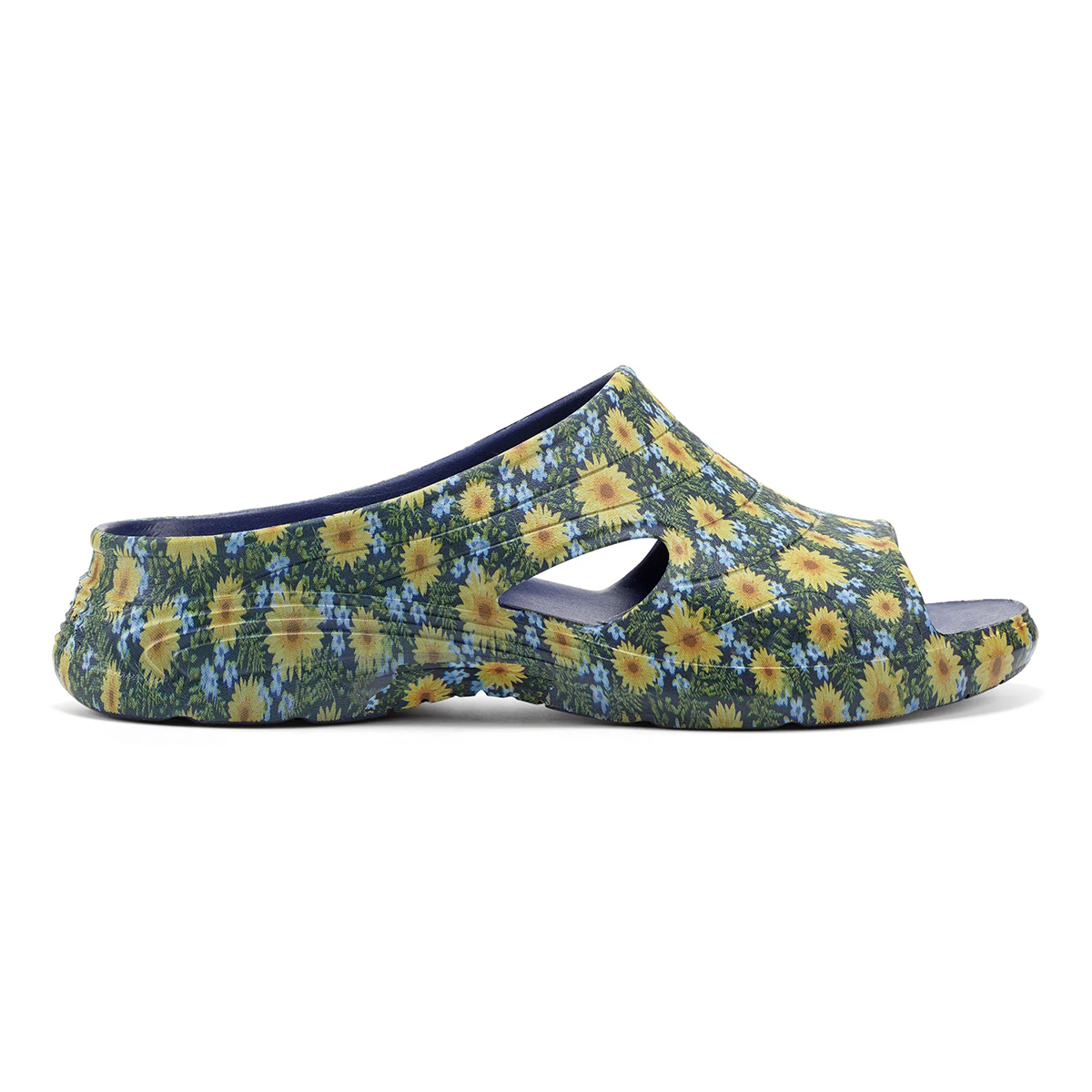 Womens Easy Spirit Tess Clogs - Sunflower