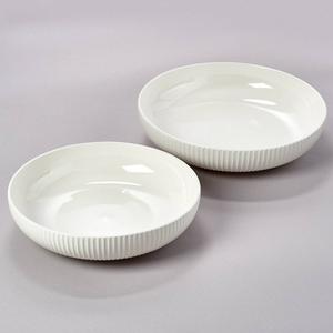 Famous Brand Set of 2 Ceramic Ribbed Edge Serving Bowls