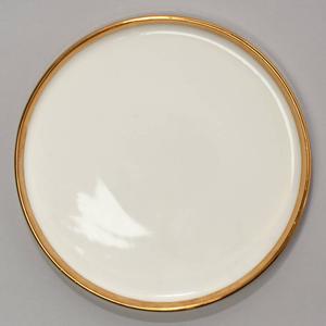 Famous Brand Gold Rim Dinner Plate