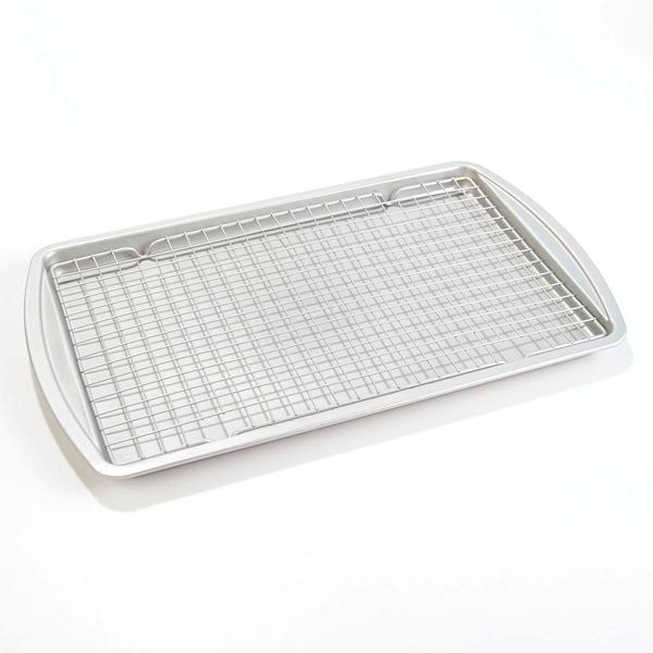 Famous Brand Aluminum Cookie Sheet & Cooling Rack 2pc. Baking Set
