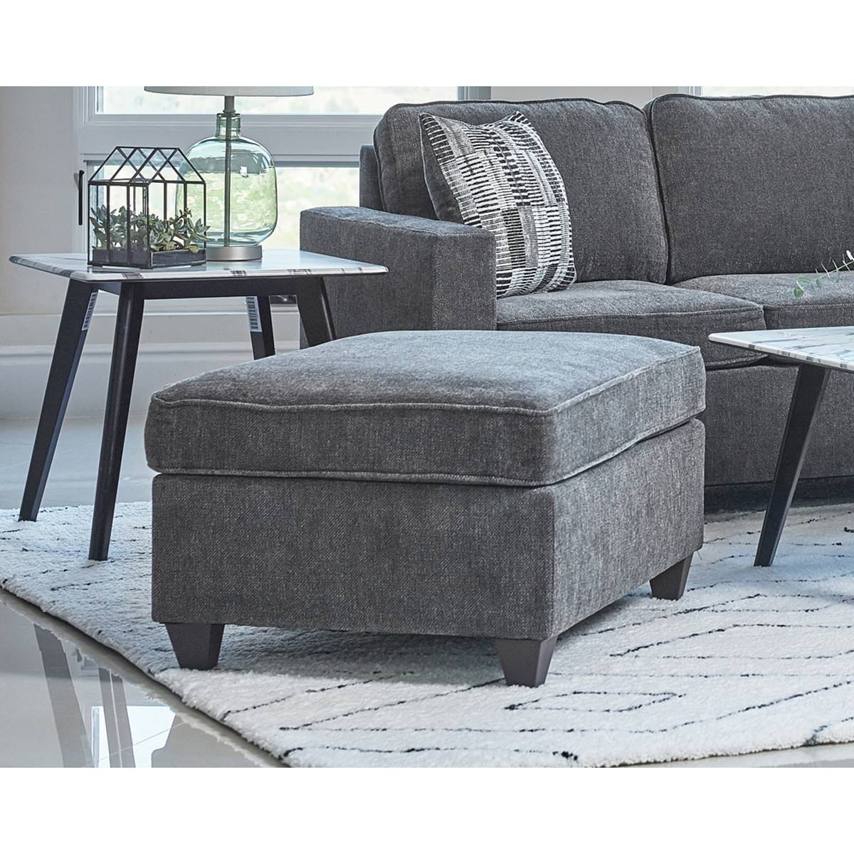 Coaster Mccord Upholstered Ottoman