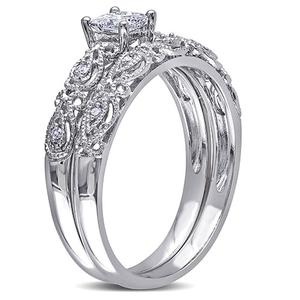 Loveblooms(tm) White Gold 1/3ctw. Diamond Bridal Ring Set alternate view