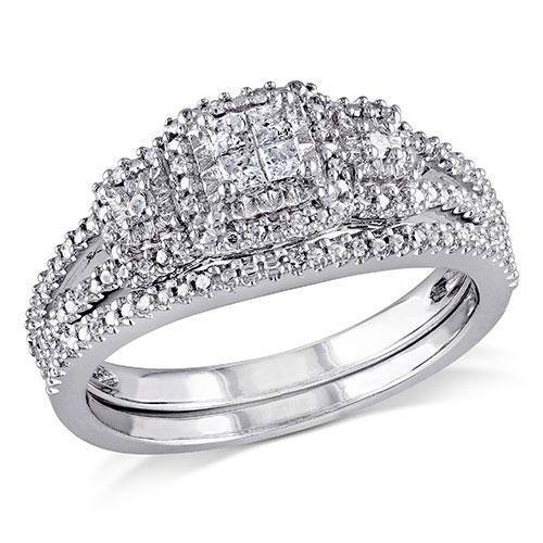 Loveblooms(tm) Princess & Round Diamond Bridal Ring Set