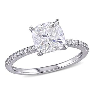Diamond Classics(tm) Cushion Cut Prong Set Engagement Ring