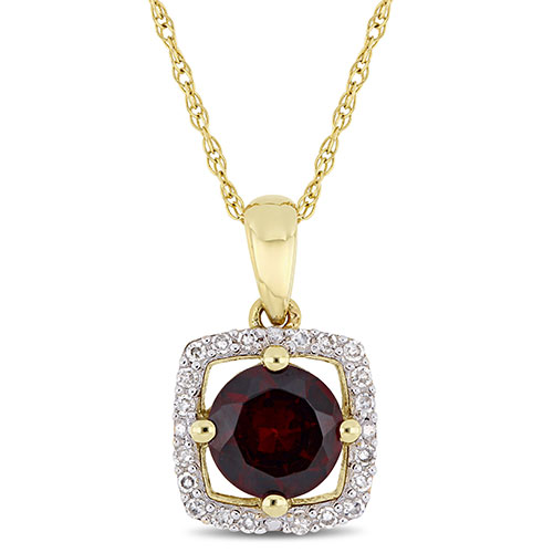 Gemstone Classics(tm) 10kt. Gold & Garnet Pendant Necklace