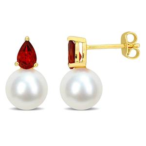 Gemstone Classics(tm) Freshwater Pearl & Garnet Stud Earrings