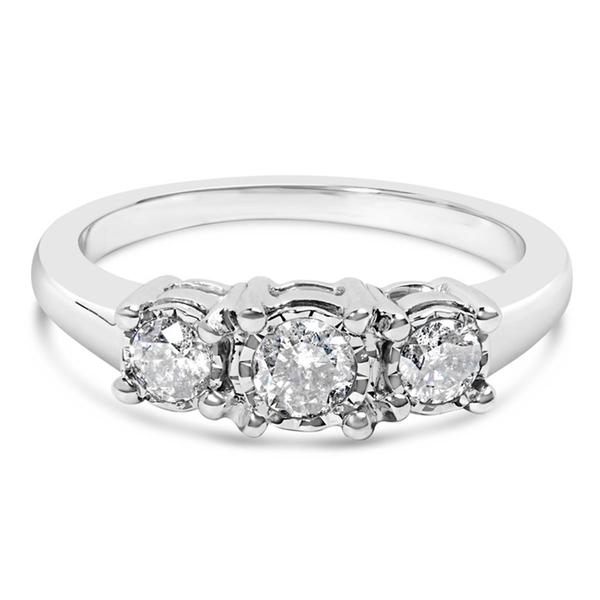 Haus of Brilliance 1/2ctw. Lab Grown Diamond 3 Stone Ring